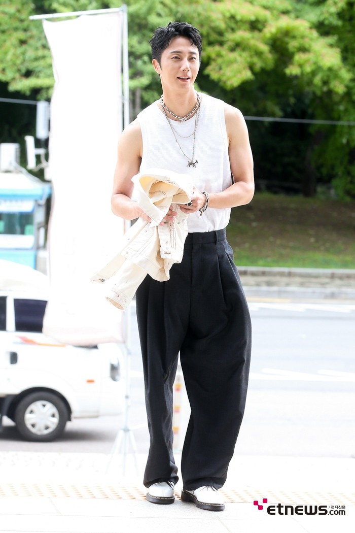 [ET포토] 정일우, '스타일리시한 여름'