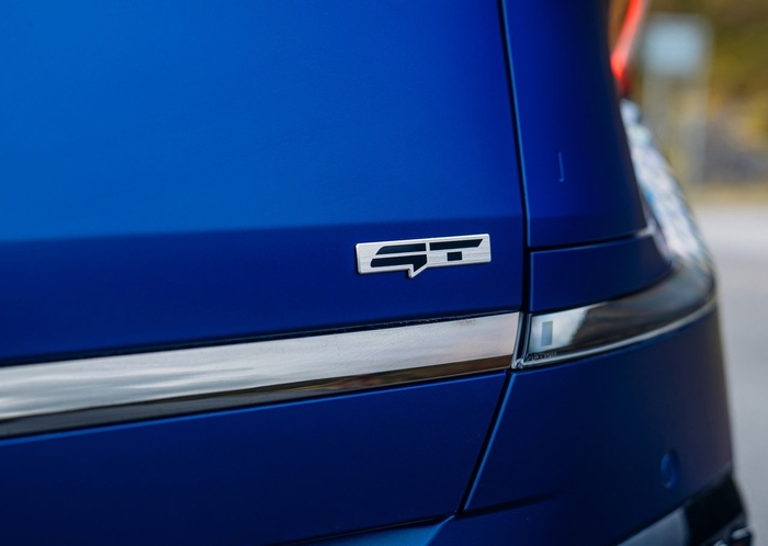 기아 EV6의 GT 엠블럼