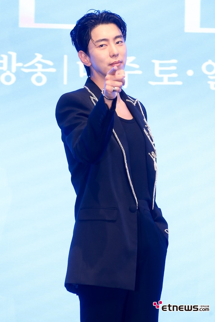 [ET포토] 윤현민, '섹시한 분위기로'