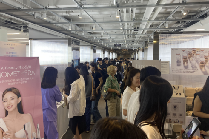DDP 쇼룸 샘플스토어에서 열린 서울 뷰티 브랜드 제품 소싱회 현장 모습. SBA 제공