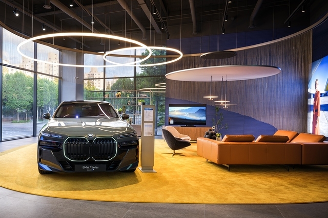 코오롱모터스 BMW·MINI 삼성 전시장.