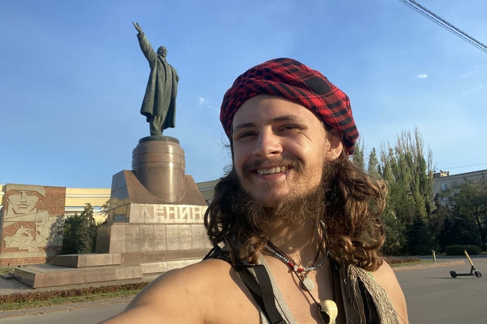 러시아군에 자원입대해 전쟁에서 전사한 줄리앤 갈리나 미국 중앙정보국(CIA) 디지털혁신 부국장 아들 마이클 글로스(사망 당시 21세). 사진=페이스북 캡처