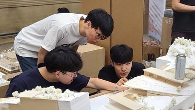 기사 썸네일