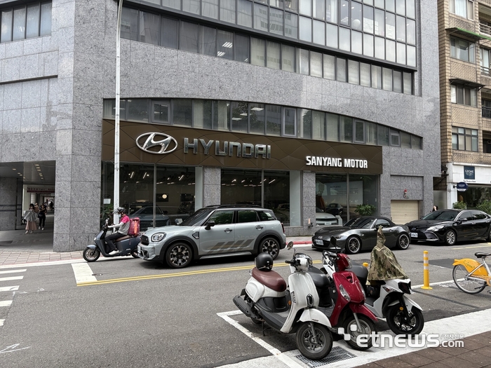 현대차 대만 전시장 전경.