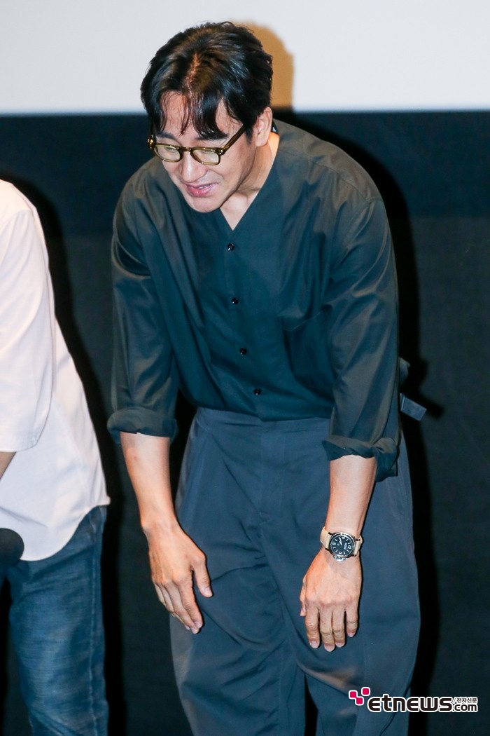 [ET포토] 엄대웅, '연기로 보답하겠습니다'