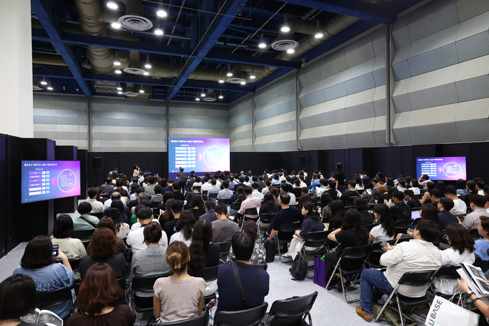 '2025 스마트 워크 & 컨택센터 엑스포' 성황리 개막...AI 에이젼트, 비즈니스 중심 전시회로...