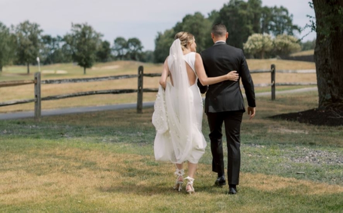 스위스에서 맞벌이 부부에게 추가 세금을 부과하는 이른바 '결혼 페널티(marriage penalty)' 제도의 폐지를 두고 정치권과 사회 전반에서 논란이 격화되고 있다.  사진=AP 연합뉴스