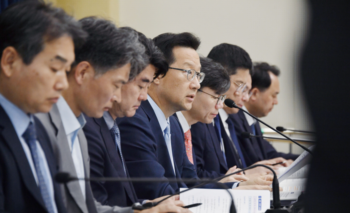 정부가 지난 19일 정부세종청사에서 새정부 경제성장전략 상세브리핑을 실시하고 있다.[기재부 제공]
