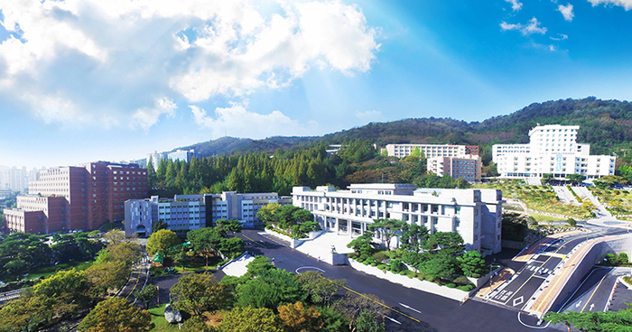 경남대학교 전경