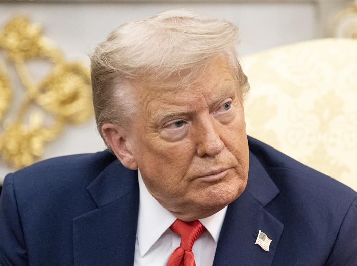 한미 정상회담, 트럼프 대통령
     (워싱턴=연합뉴스) 한상균 기자 = 도널드 트럼프 미국 대통령이 25일(현지시간) 미국 워싱턴DC 백악관에서 이재명 대통령과 한미 정상회담을 하고 있다. 2025.8.26
     xyz@yna.co.kr
 (끝)