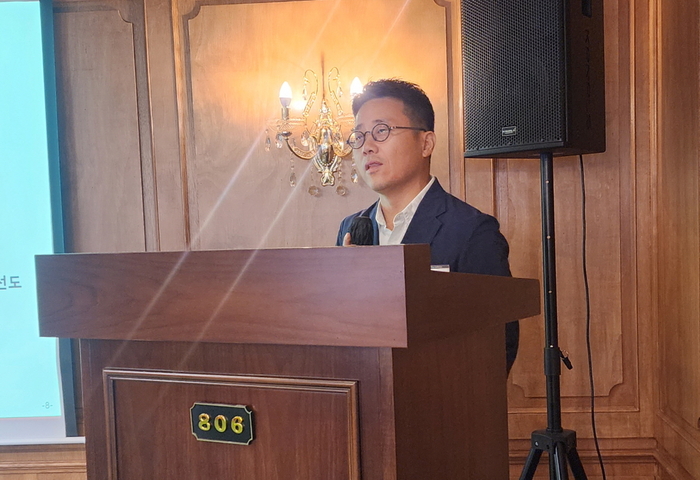 이지효 파두 대표가 27일 서울 종로구에서 열린 창립 10주년 기자간담회에서 발표하고 있다. (사진=파두)