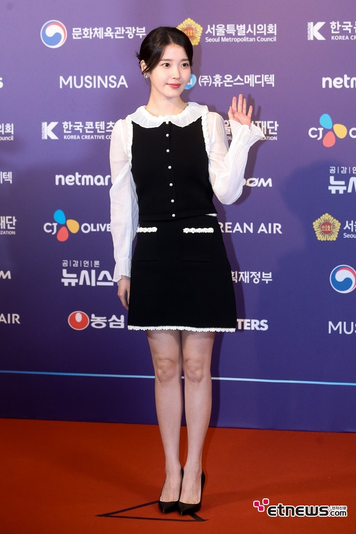 [ET포토] 아이유, '연예인들의 연예인'