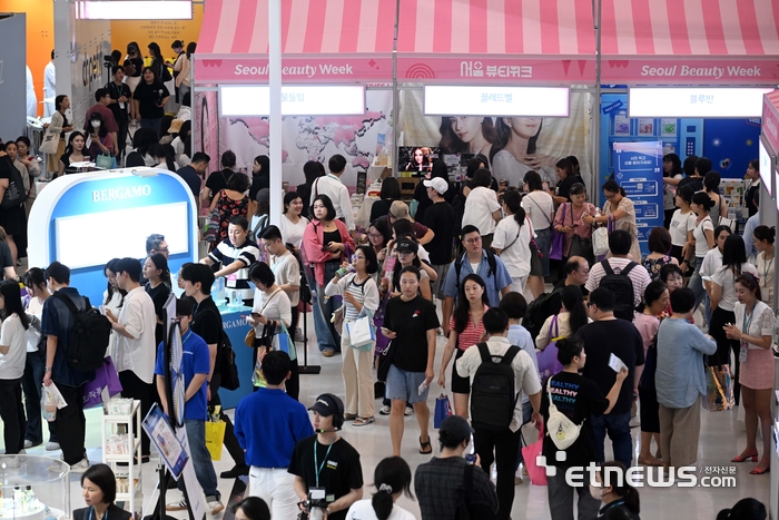 [포토] 관람객으로 붐비는 서울뷰티위크