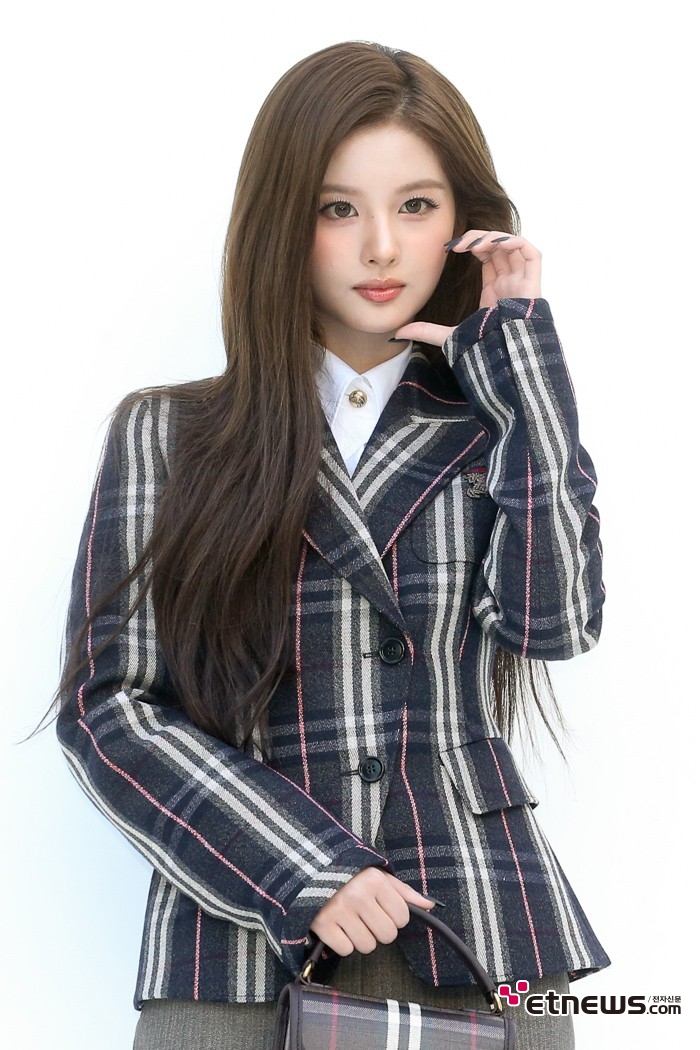 [ET포토] 엔믹스 설윤, '설렘과 힐링주는 하트'