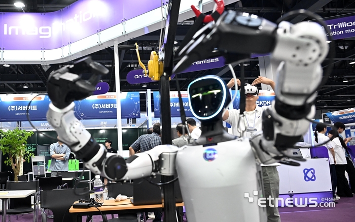 [포토] 로봇과 인간의 동기화