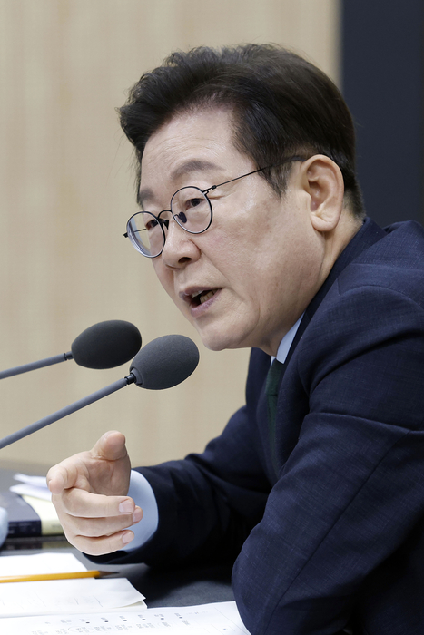 李 대통령 “제조업 살아야 성장 가능”…AI로 제조 생태계 혁신