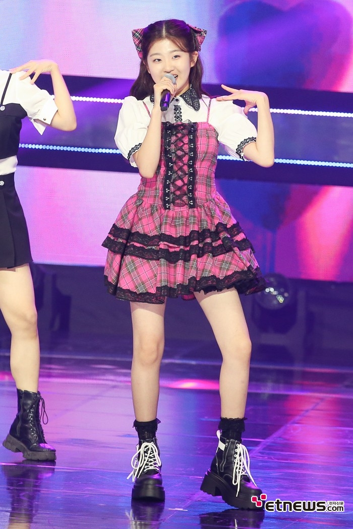 [ET포토] 윤윤서, '춤추는 인형'