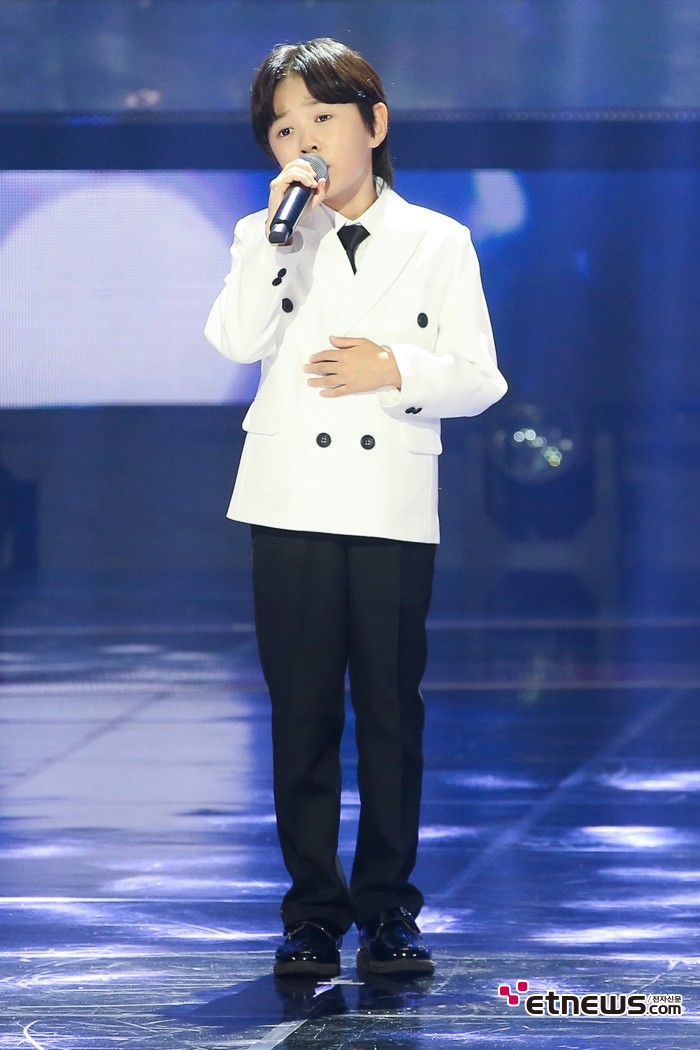 [ET포토] 유지우, '트로트계의 영재'