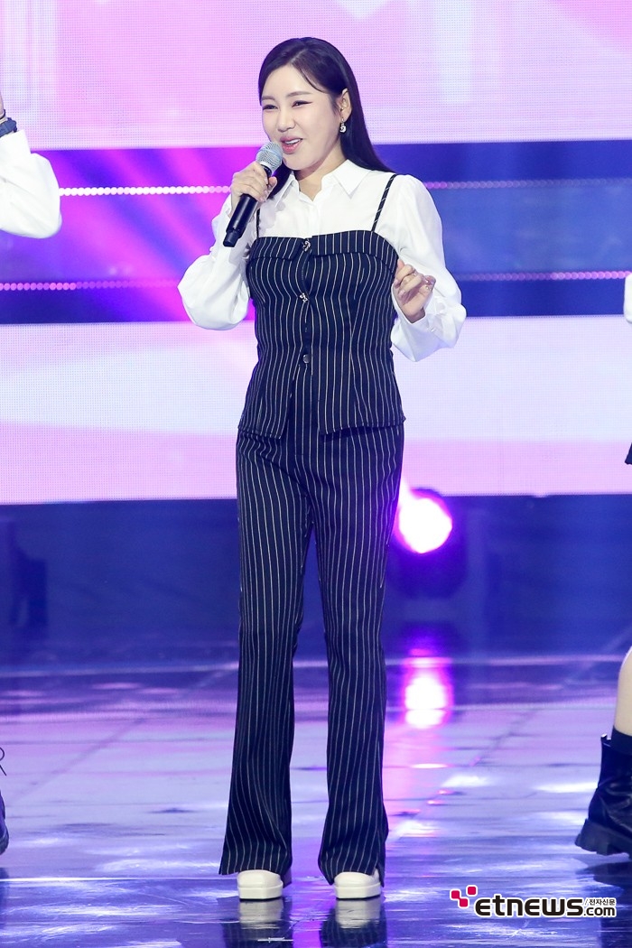 [ET포토] 송가인, '흥이 오르는 무대'