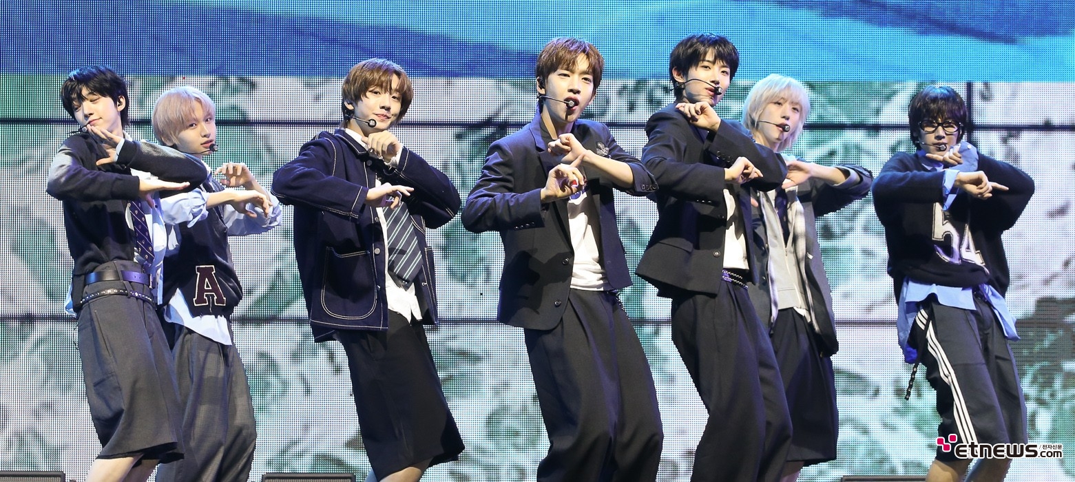 [ET포토] 아이딧, '하이엔드 청량미~'