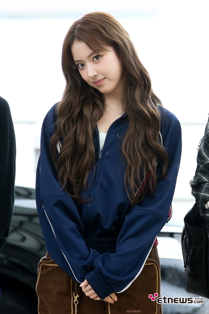 [ET포토] 엔믹스 지우, '이렇게 바라보면'