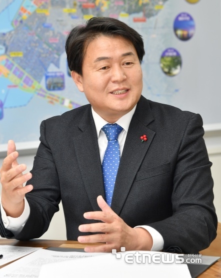 [경기 시·군 리더의 힘]“연구는 배곧, 생산은 정왕”…임병택 시흥시장의 바이오 로드맵