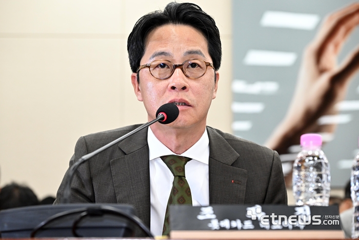 조좌진 롯데카드 대표 사임 표명…“수습 본궤도 올라, 사고 책임질 것”