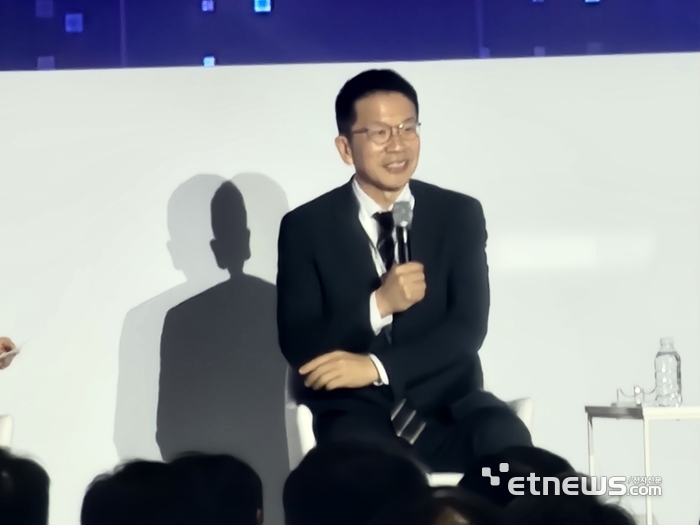 클로징 섹션에 참여한 최태원 SK 수펙스추구협의회 의장.