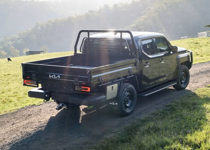 기아 타스만 샤시캡