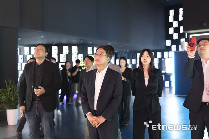 김동연 경기지사, 텐센트 상하이지사 방문…판교 기업과 교류 논의