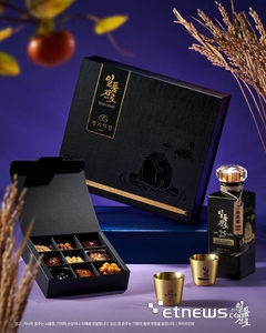 하이트진로, '경기떡집'과 '일품진로 25년산' 추석 선물세트 선봬
