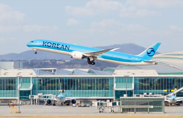 대한항공 B787-10 항공기.