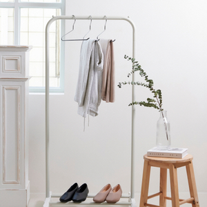 자주  '거꾸로 바지걸이'