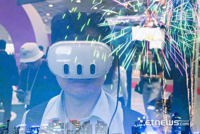 [포토] XR로 생생한 불꽃축제 체험