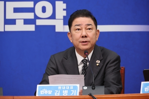 더불어민주당 김병기 원내대표.