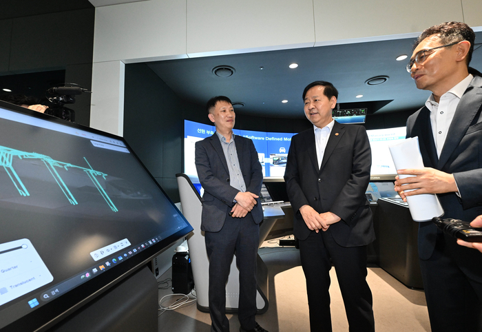 구윤철, AI선박·드론 간담회…“기존 생태계 바꿀 게임체인저”