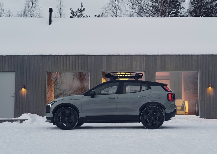 볼보 EX30 크로스컨트리