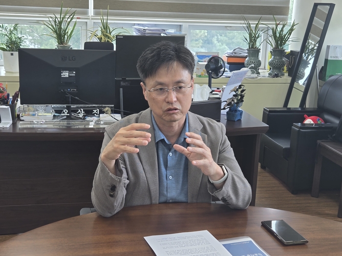 [인터뷰] 오상진 AICA 단장 “광주형 AX 실증 생태계 구축…'모두의 AI' 실현”