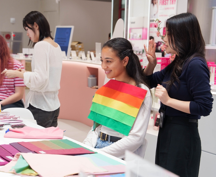 와이레스, 추석 황금 연휴 외국인 관광객 대상 퍼스널컬러 무료 진단