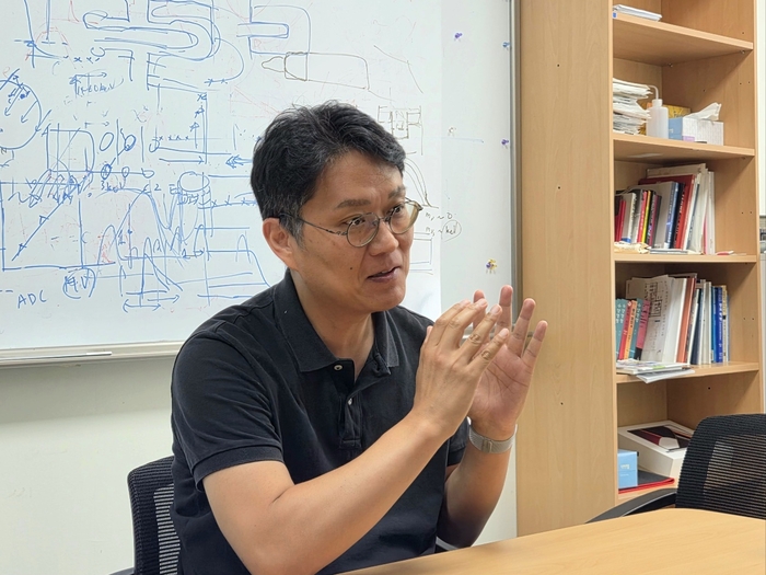 [인터뷰]이현수 IBS 지하실험연구단 부단장 “다마 실험 검증, 세계에 한국 알려”