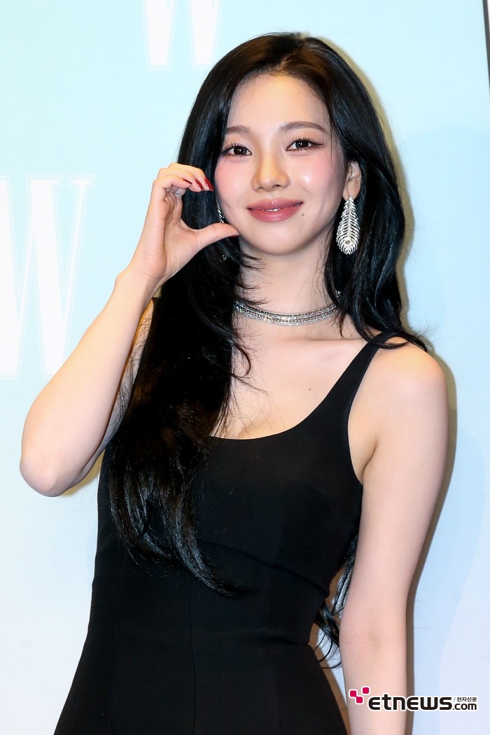 [ET포토] 에스파 카리나, '모두가 빠져드는 밝음'