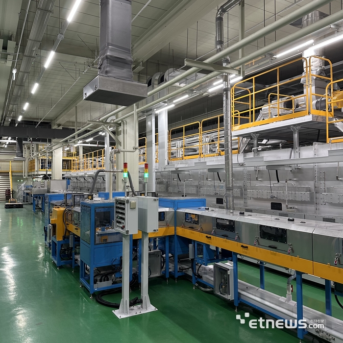 코스모신소재 AI 기반 양극재 품질검사 자율제어 시스템.