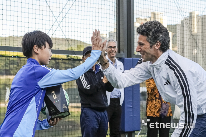 [포토] 어린이·장애인 함께한 풋살 클리닉…아디다스, 서울시와 함께 '서울아 운동하자'