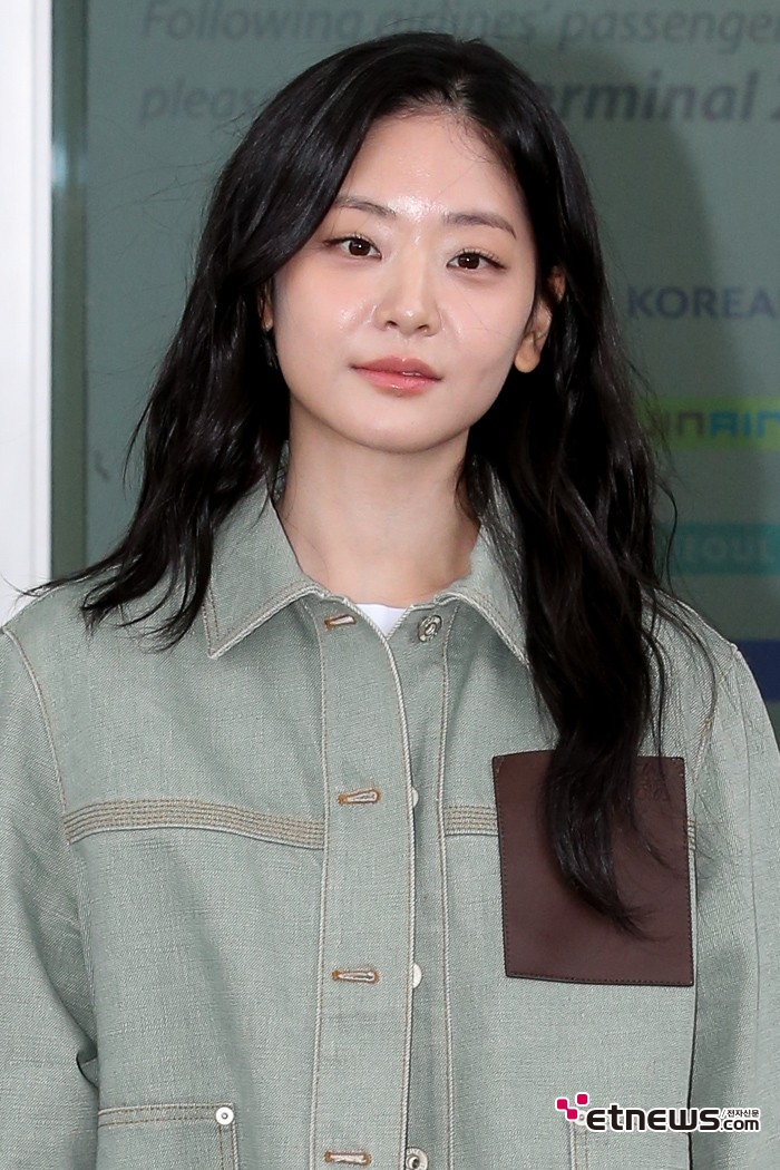 [ET포토] 정수빈, '얼굴에 꽉찬 예쁨'