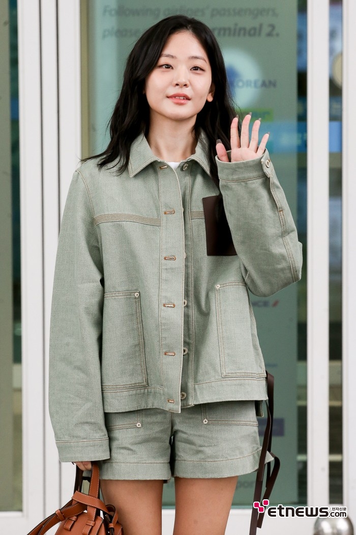 [ET포토] 정수빈, '팬미팅 잘 다녀올게요~'