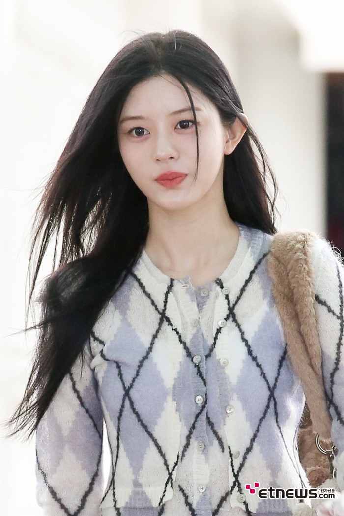 [ET포토] 아일릿 민주, '초롱초롱한 눈빛'