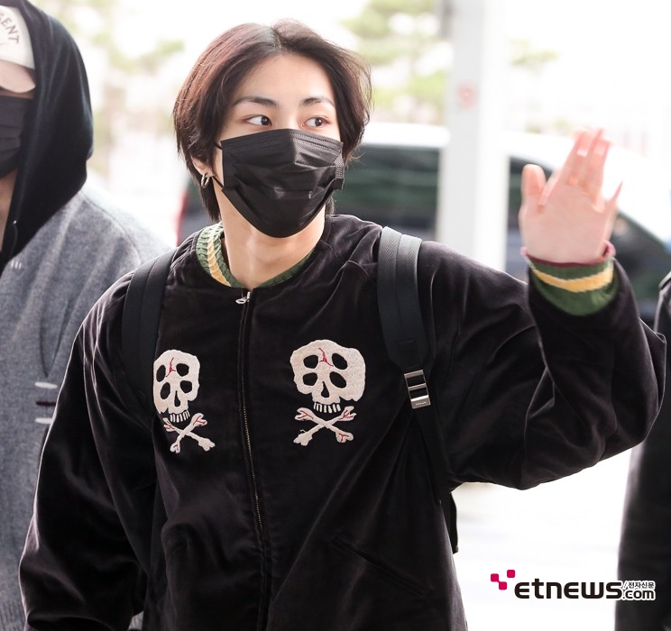 [ET포토] 엔하이픈 정원, '마스크 뚫고 나오는 잘생김'