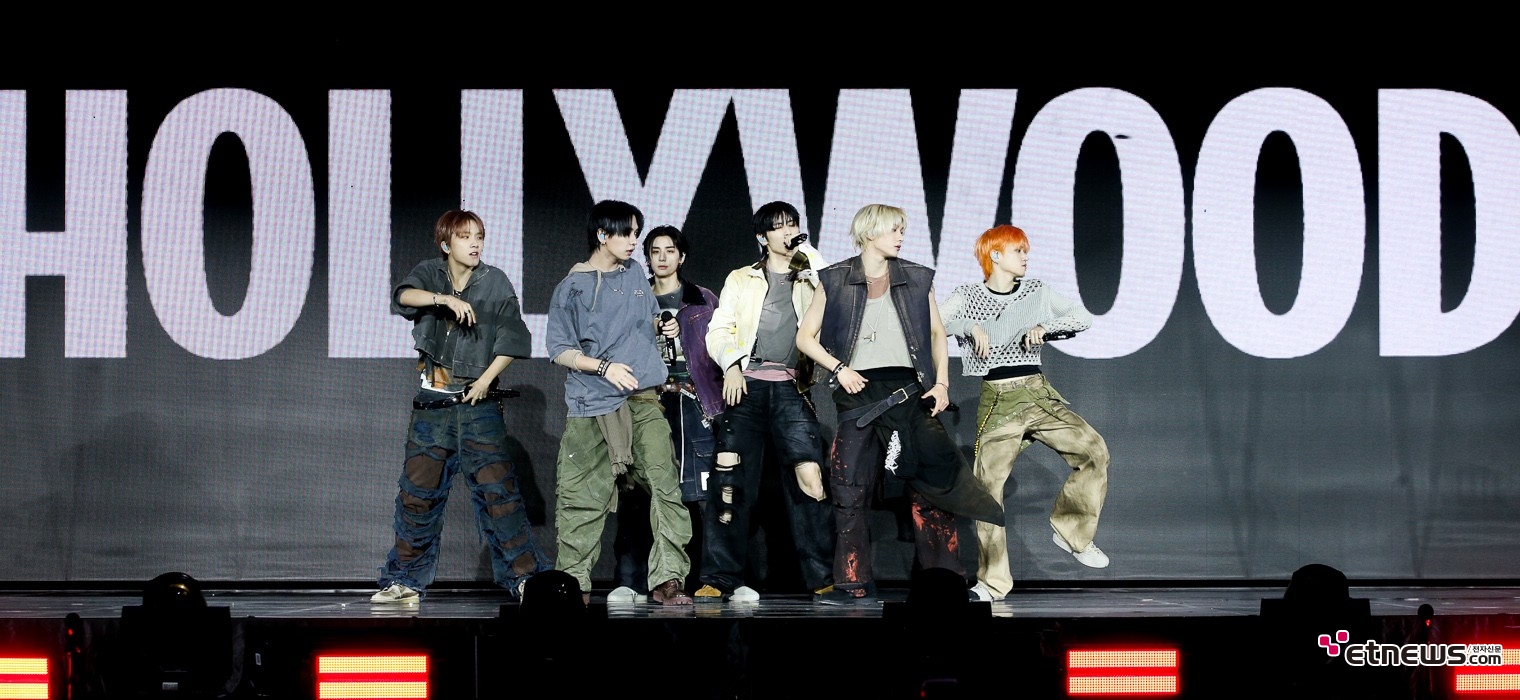 [ET포토] 보이넥스트도어, '공백기 없이 연속 활동'