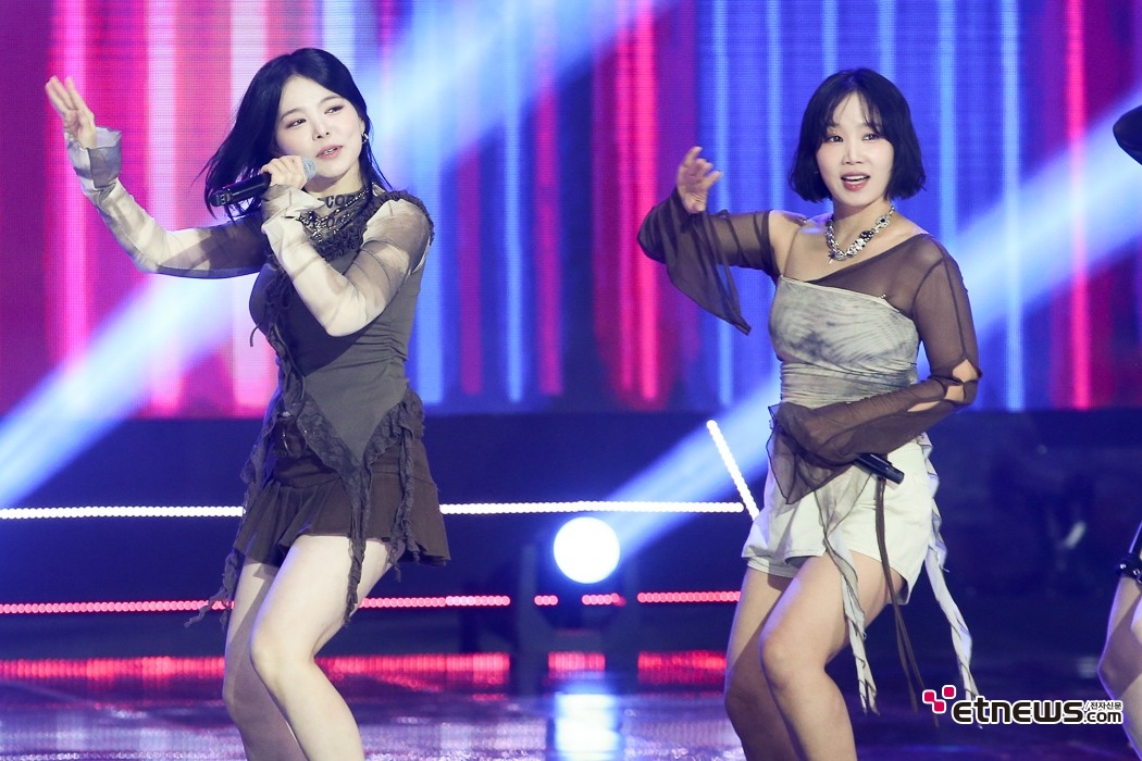 [ET포토] 미나마니, '멜로디에 빠져들어'