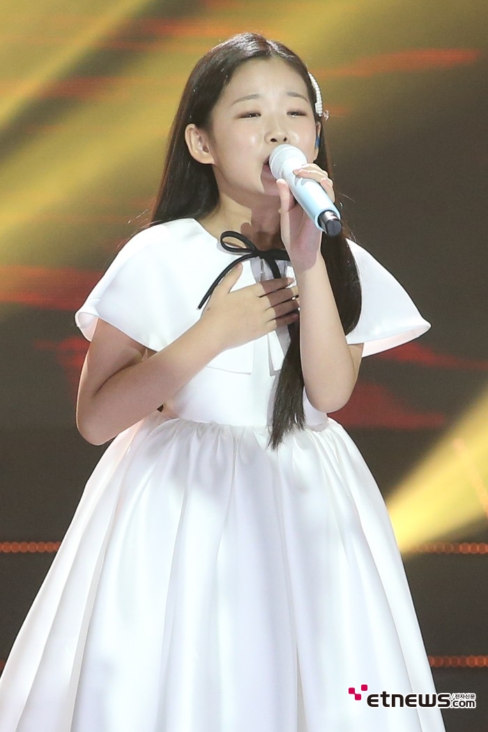 [ET포토] 이수연, '할매국시 열창'